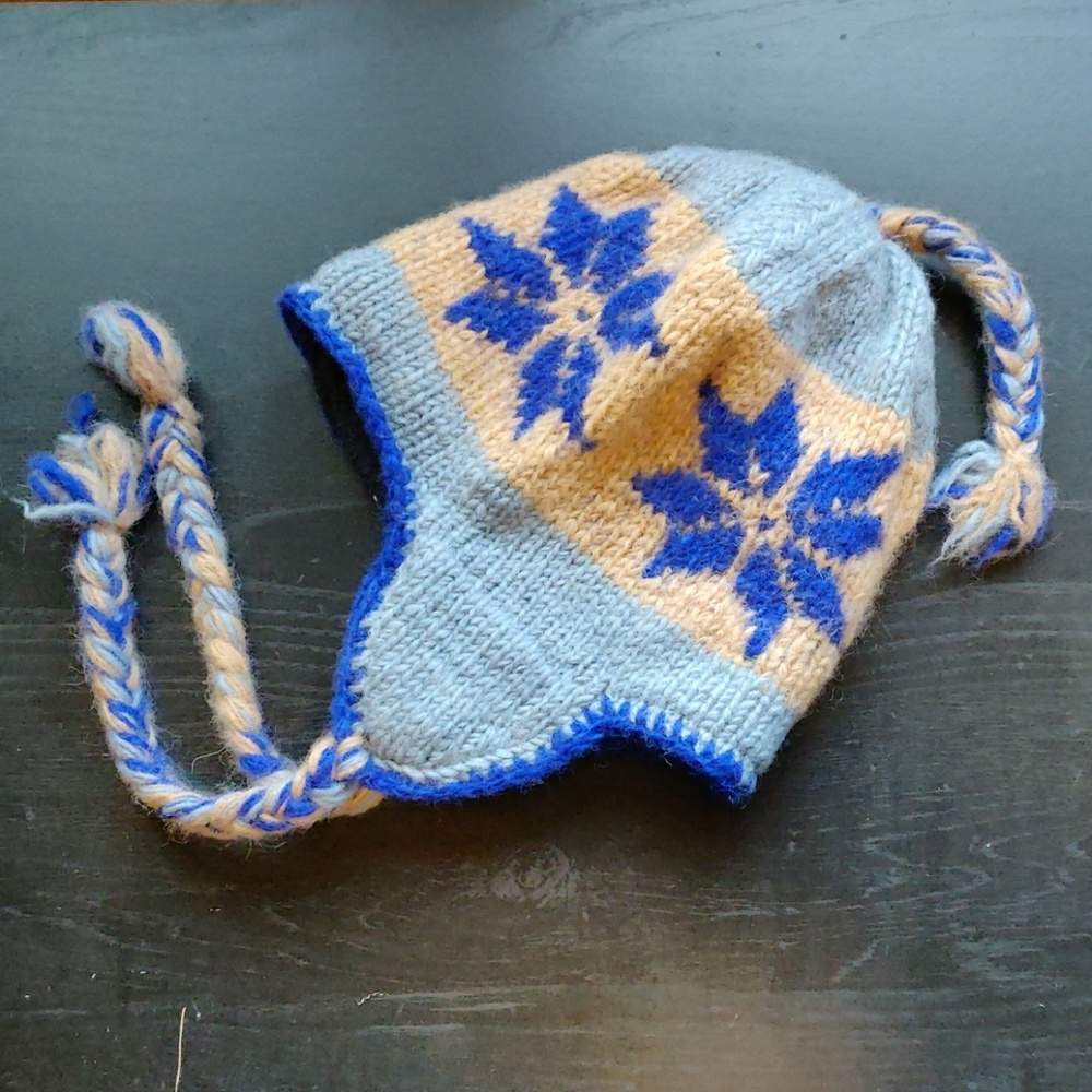 EUC Knit beanie